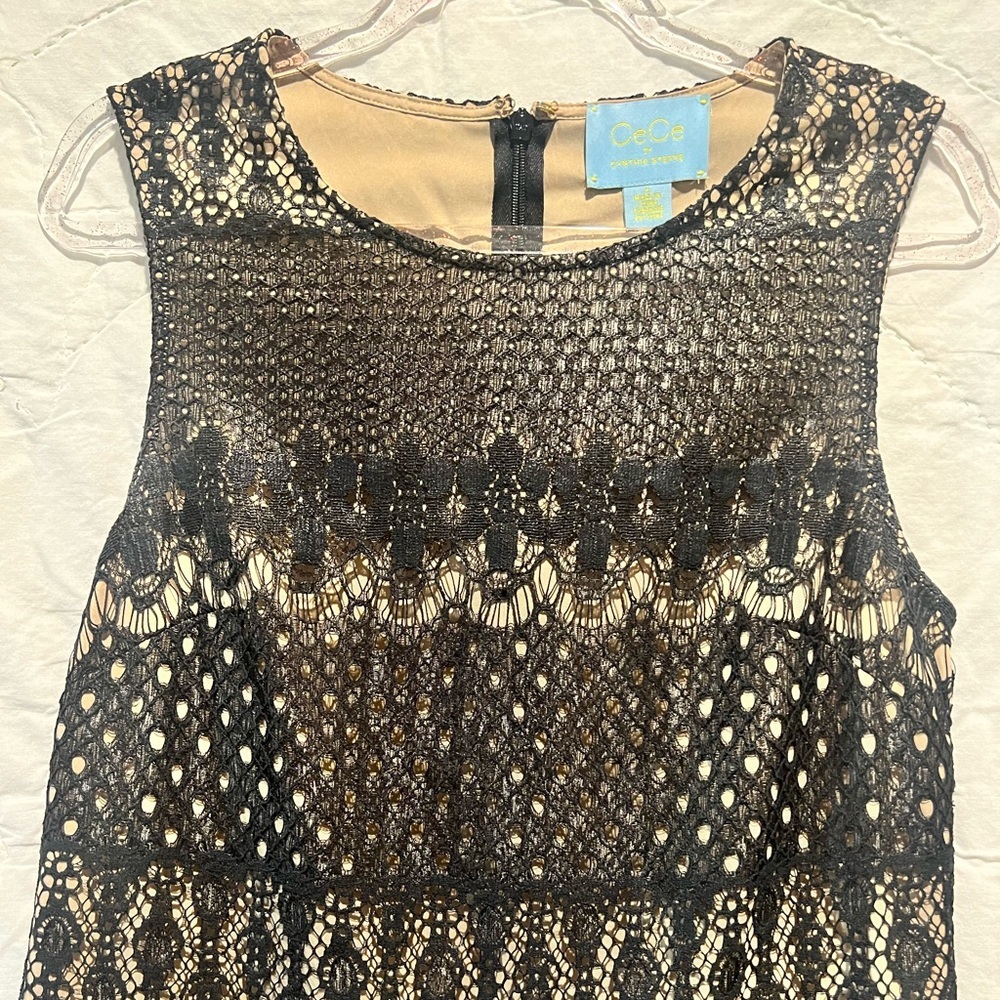 CeCe by Cynthia Steffe black lace dress 
size 4 - Picture 4 of 12